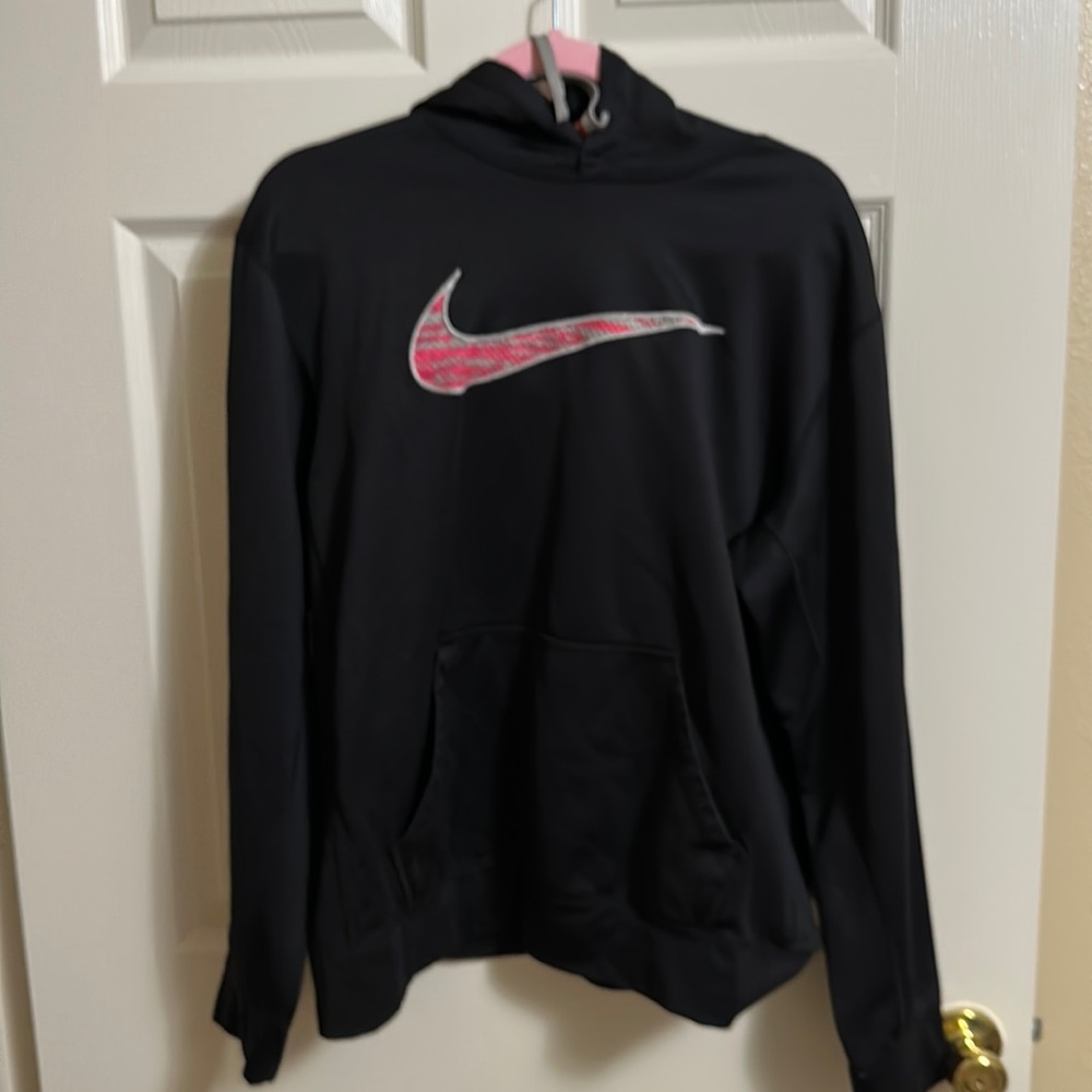 Nike black and pink therma-fit size L